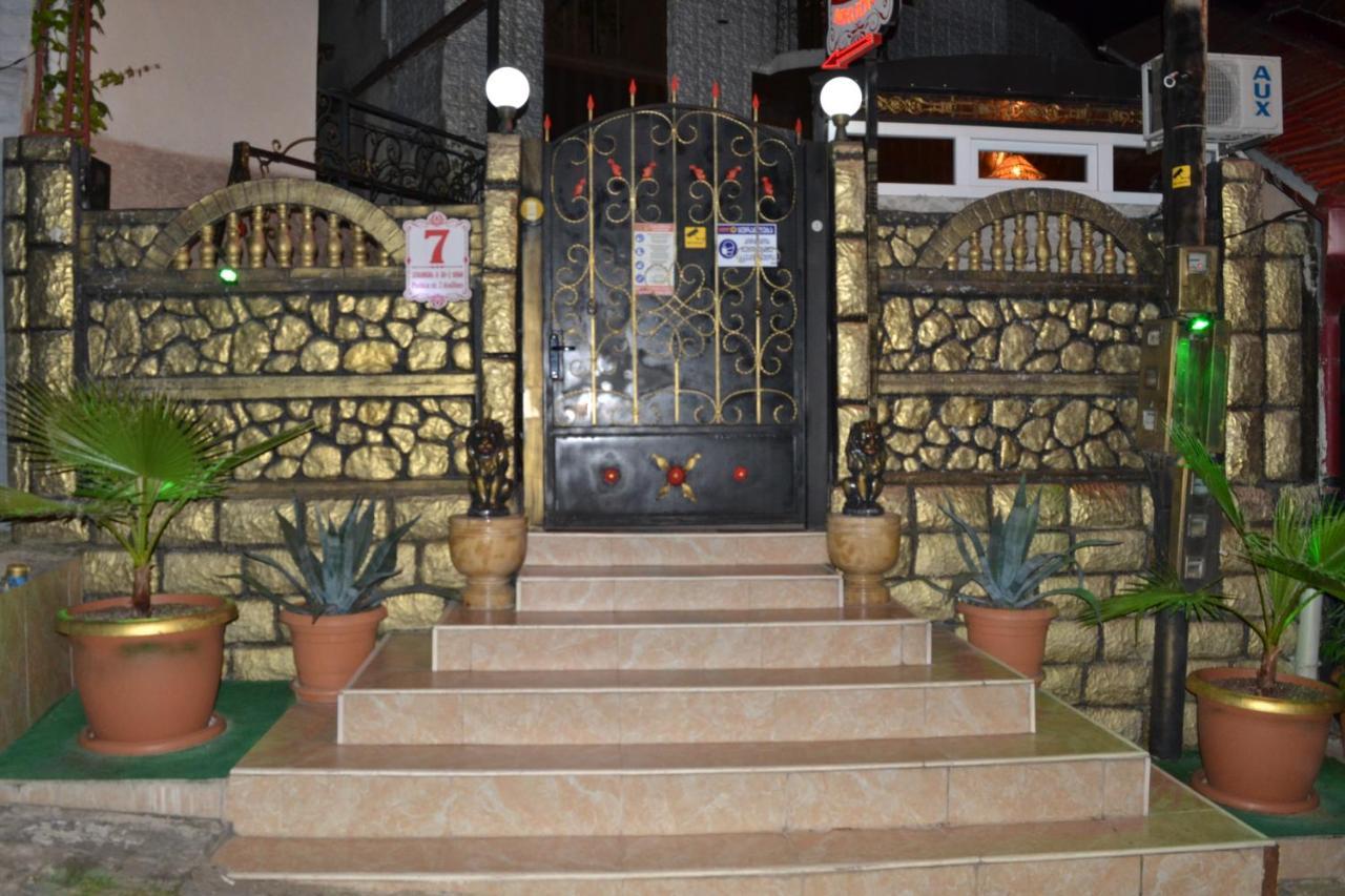 Hotel Mkudro 쿠타이시 외부 사진